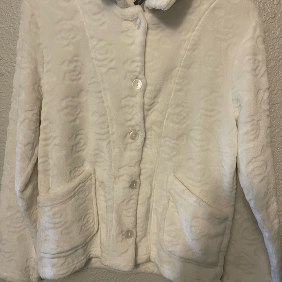 Jaclyn Intimates Soft White Robe - Picture 3 of 5